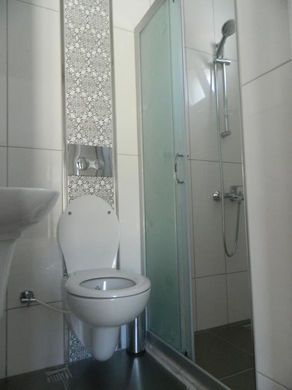 Hotel Akkin Pansiyon Kaş Exterior foto